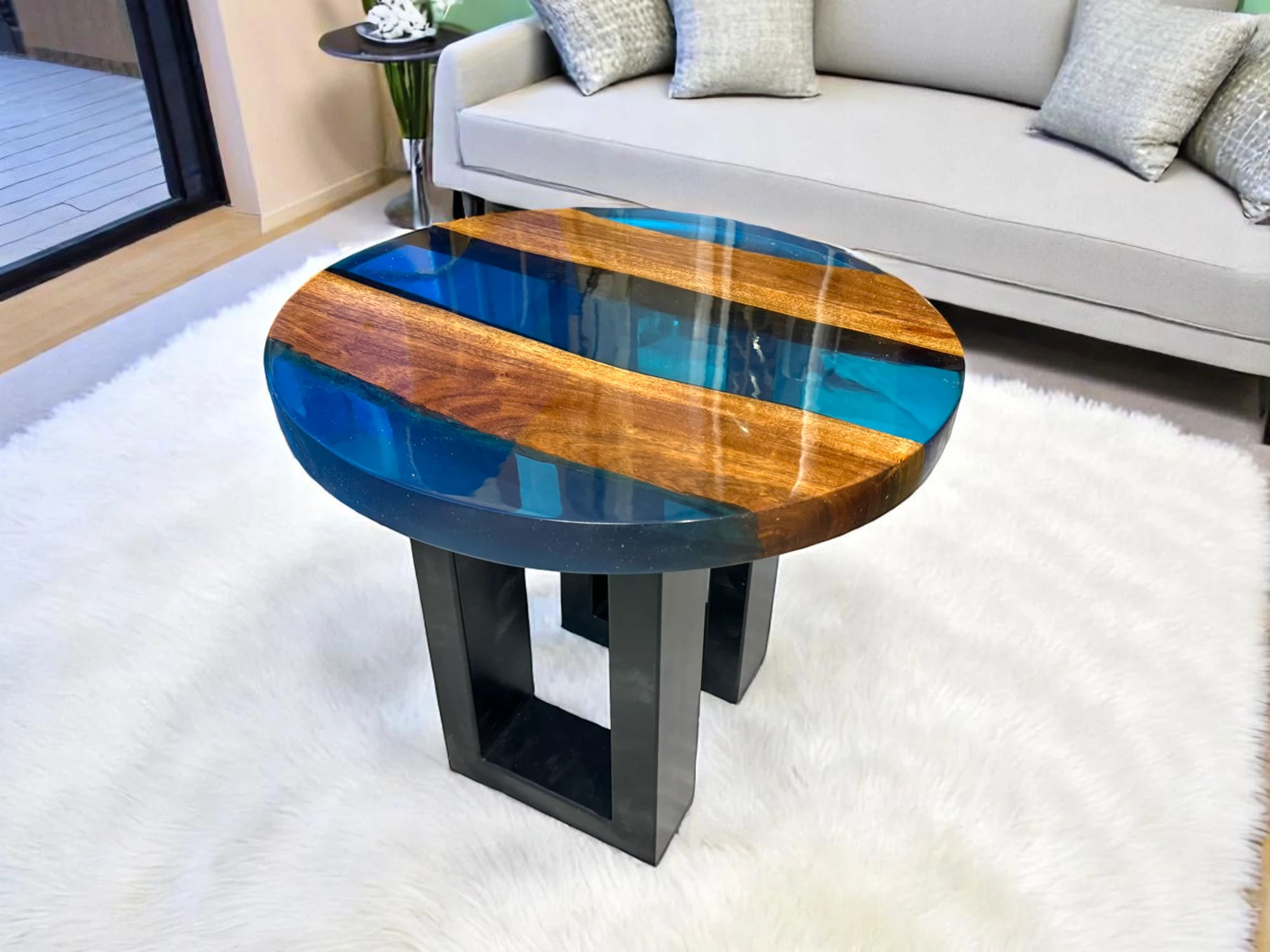 DIY Epoxy Resin Round Table Top for Home Decoration
